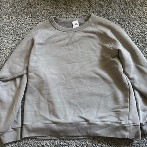 Zara Men's Classic Gray Crewneck Sweater